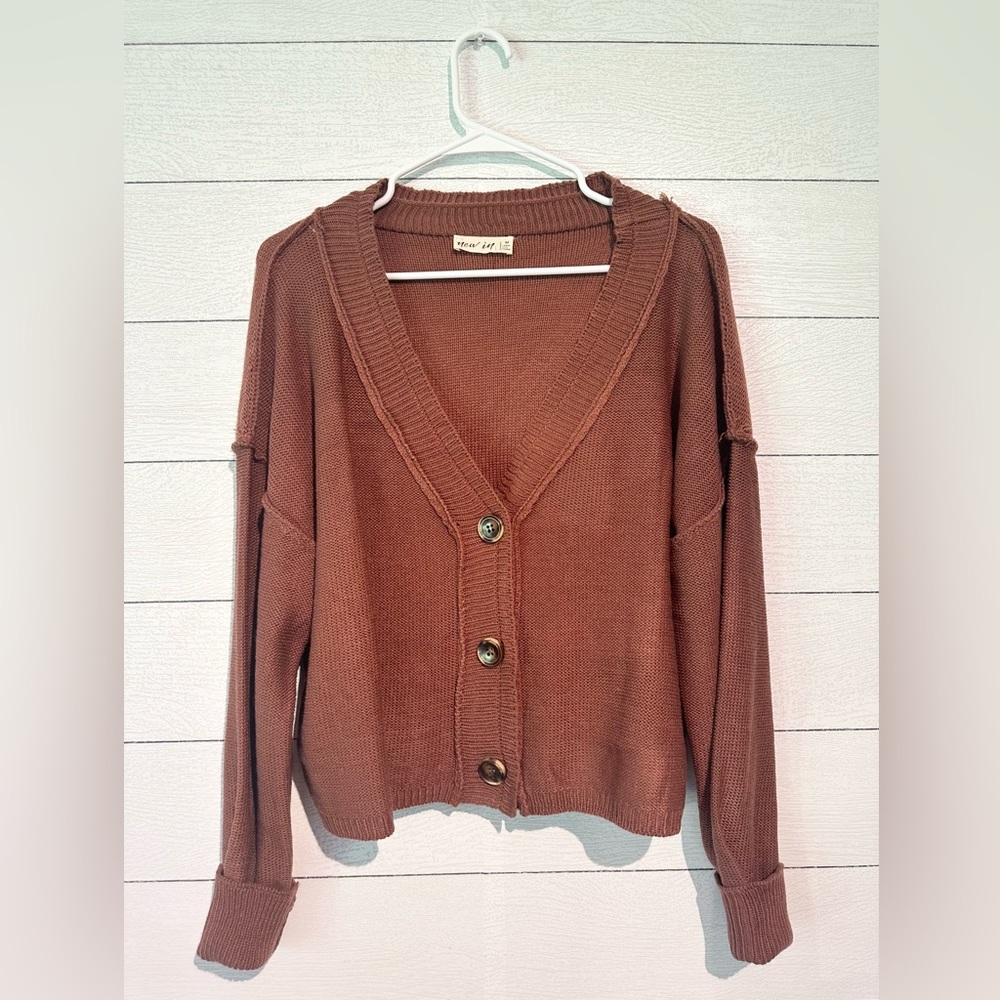 Cropped button sweater!